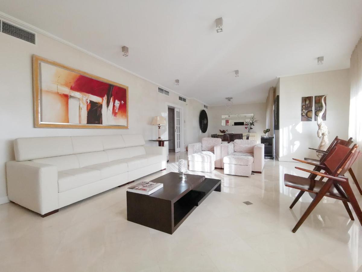 Apartment Entire Floor Parque Nacoes Prime Expo30 Lissabon