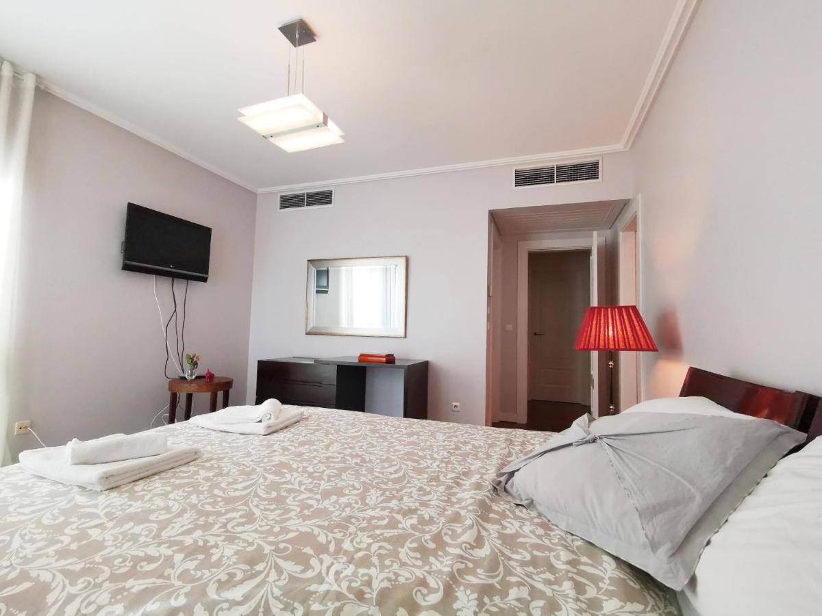 Apartment Entire Floor Parque Nacoes Prime Expo30 Lissabon
